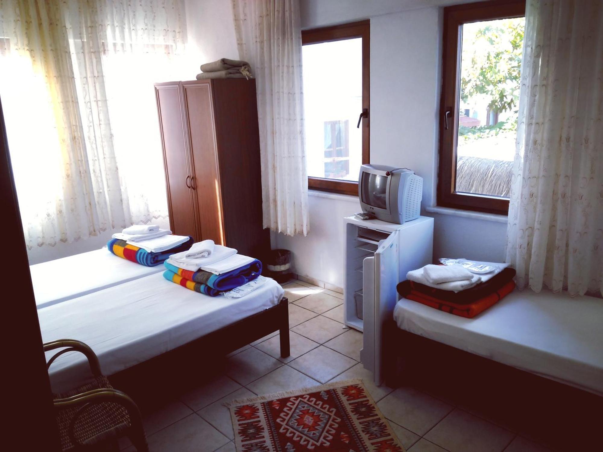 Adali Guest House Bozcaada Pokoj fotografie